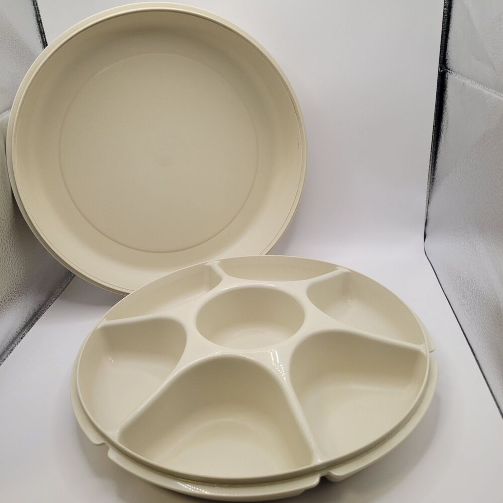 Vintage Tupperware 14" Divided Veggie Relish Chip Fruit Serving Tray w/ Lid